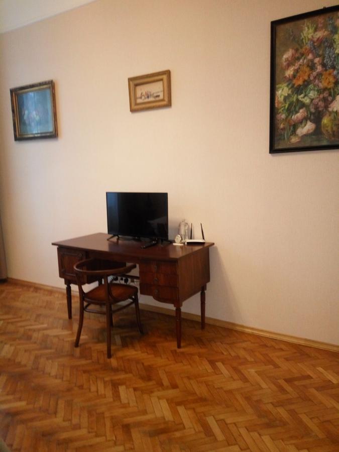 Gorgeous Apartments In Historical Center Of Lvov ภายนอก รูปภาพ